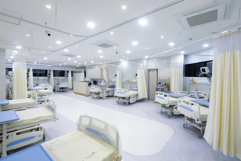 Shreejii Hospital & Research Centre