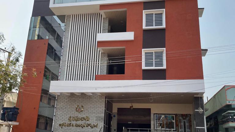 Sri Raghuram Hospital